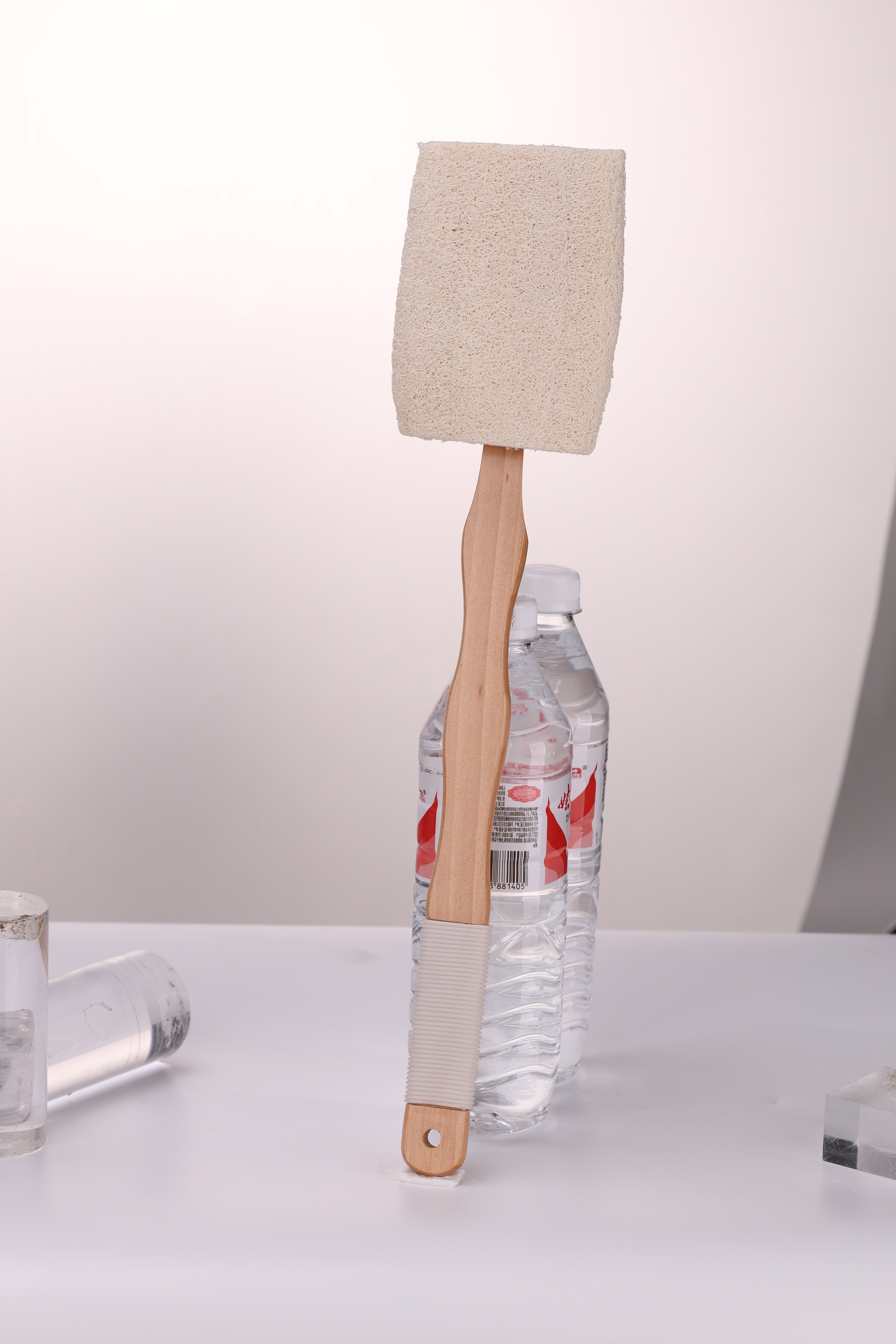 long handle loofa bath brush