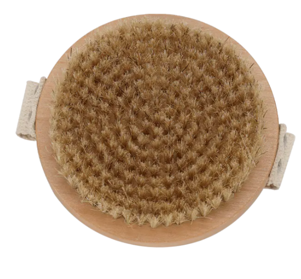 Key tips for using a round shower brush correctly to avoid skin damage