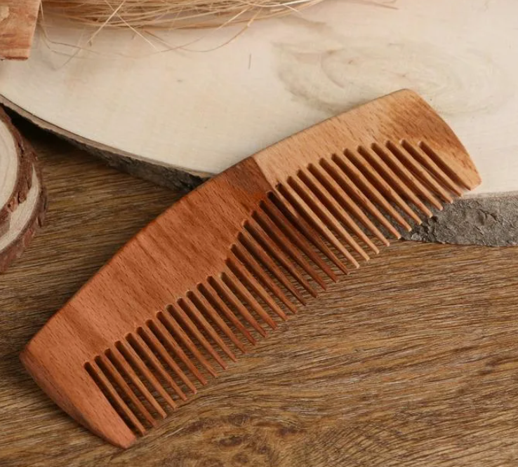 Wooden hair combs: Are they good for the scalp?