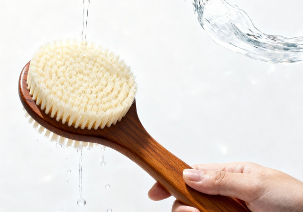 Can a Bath Brush Improve Skin Health?